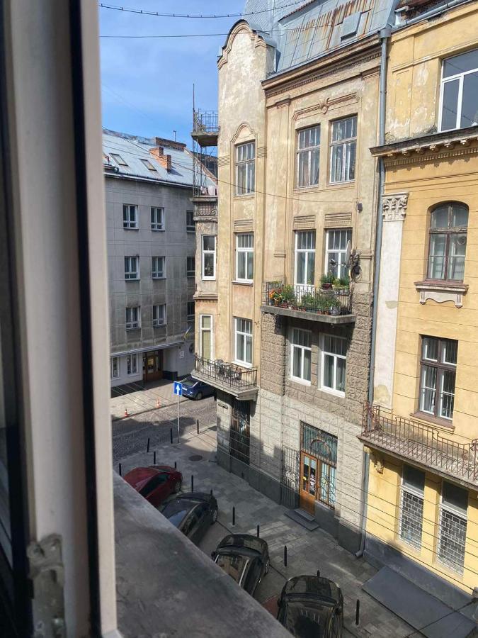 Lvapart Вул Ковжуна 2 Кім Ізол Кухня Студія Не Далеко Від Ж Д Вокзалу Палацу Мистецтв Звітні Документи Lviv Ngoại thất bức ảnh